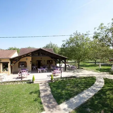 C - Ferme Du Port D'enveaux - Au Bord De La Dordogne Apartament